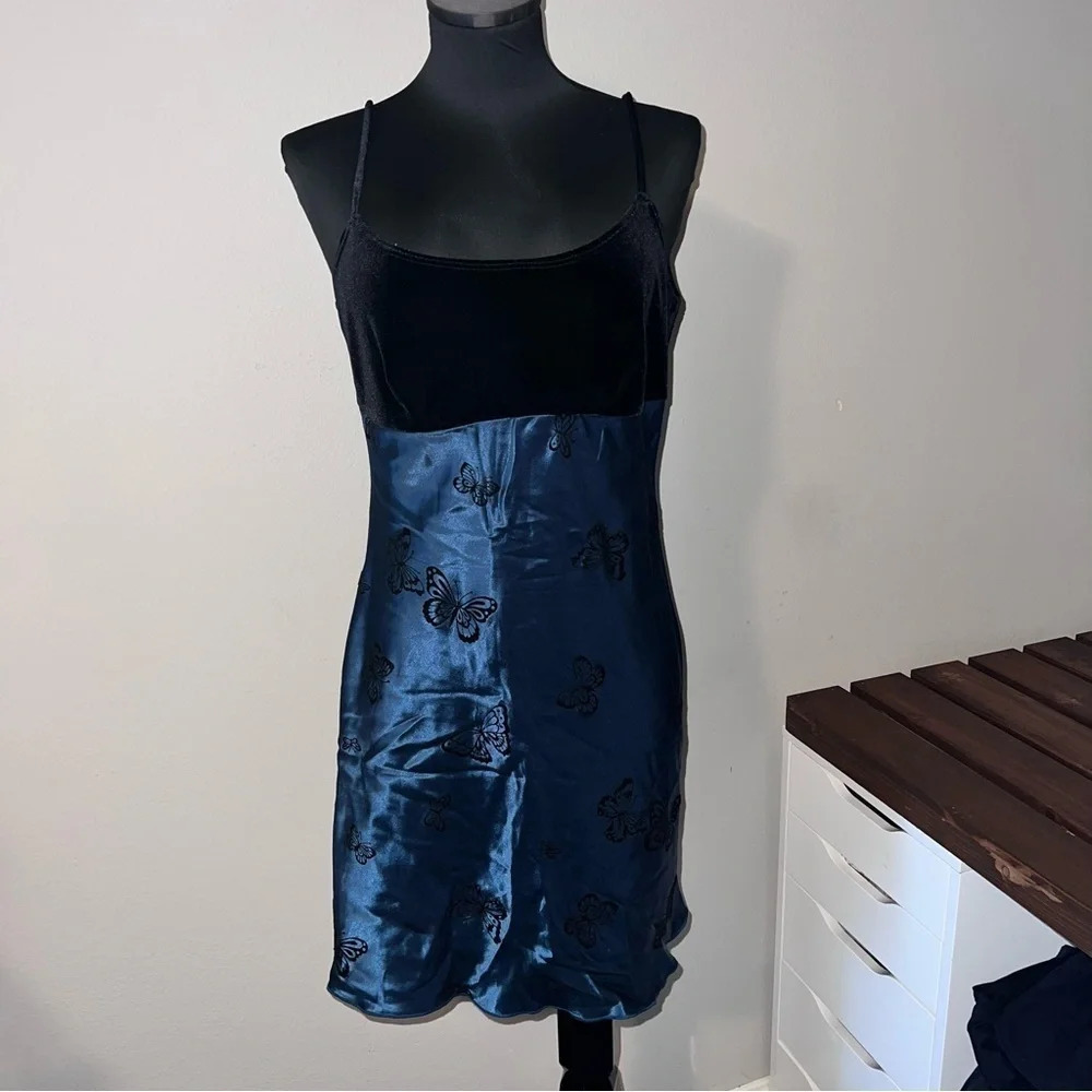 Vintage 90’s Butterfly Print Velvet Dress Large